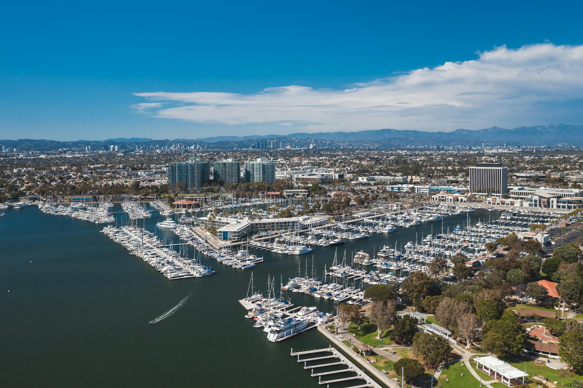 EXPLORE MARINA DEL REY: LA’S HIDDEN COASTAL  GEM